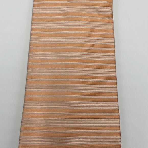 Peachy pink 100% silk Croft & barrow necktie - Picture 2 of 5